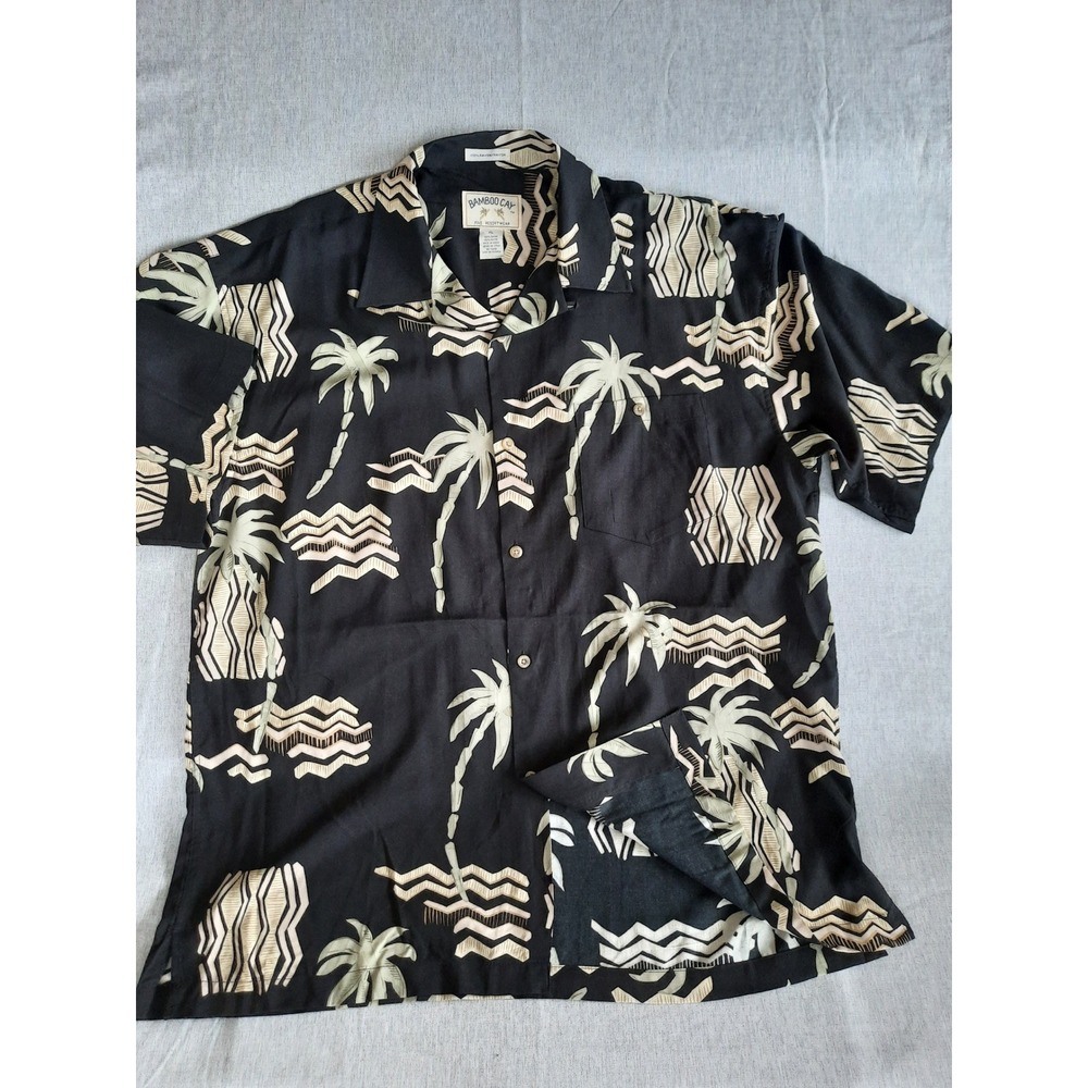Vintage Bamboo Cay Men's XL Fine Resort‎ Wear Tropical Button Shirt Pure Rayon